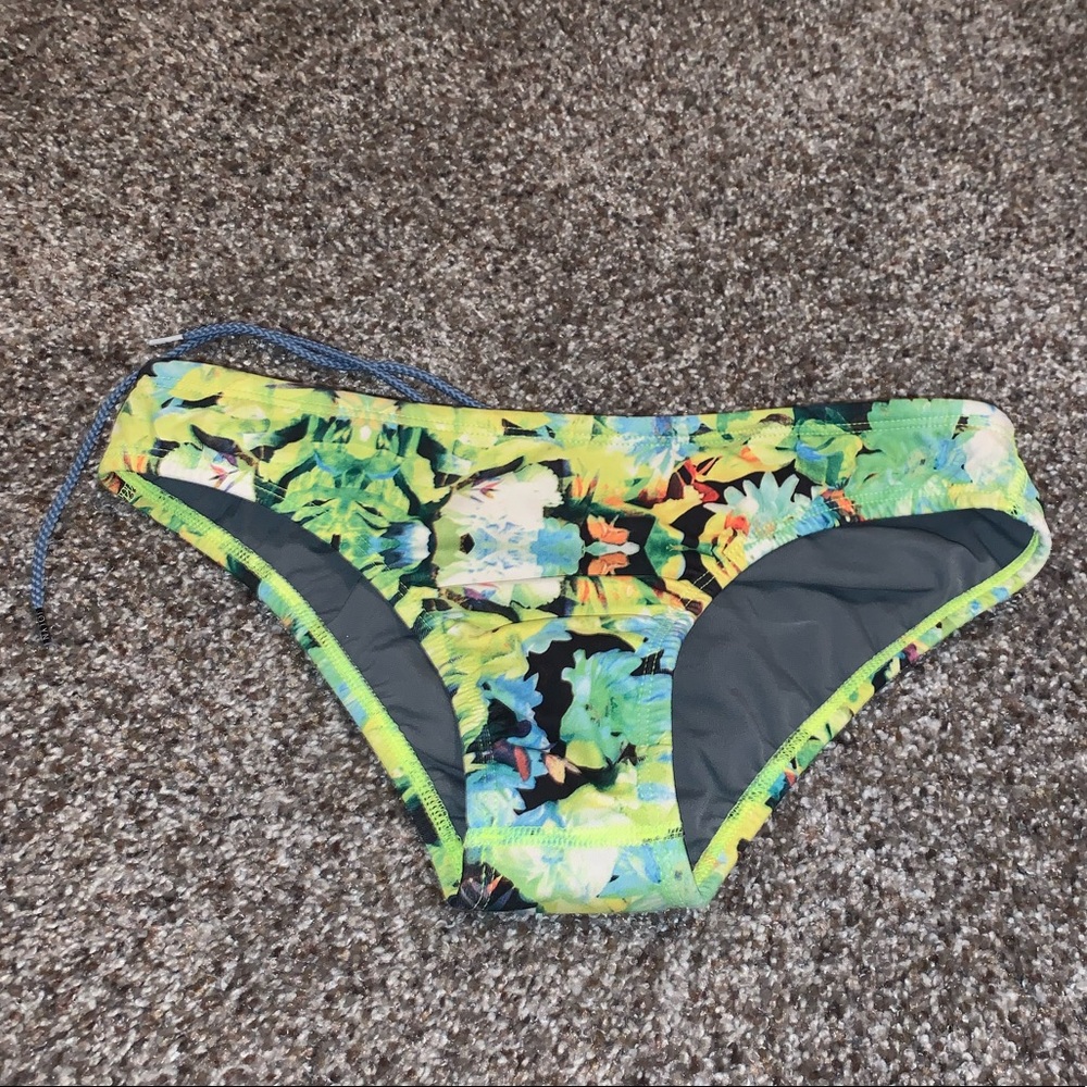 jolyn bottoms